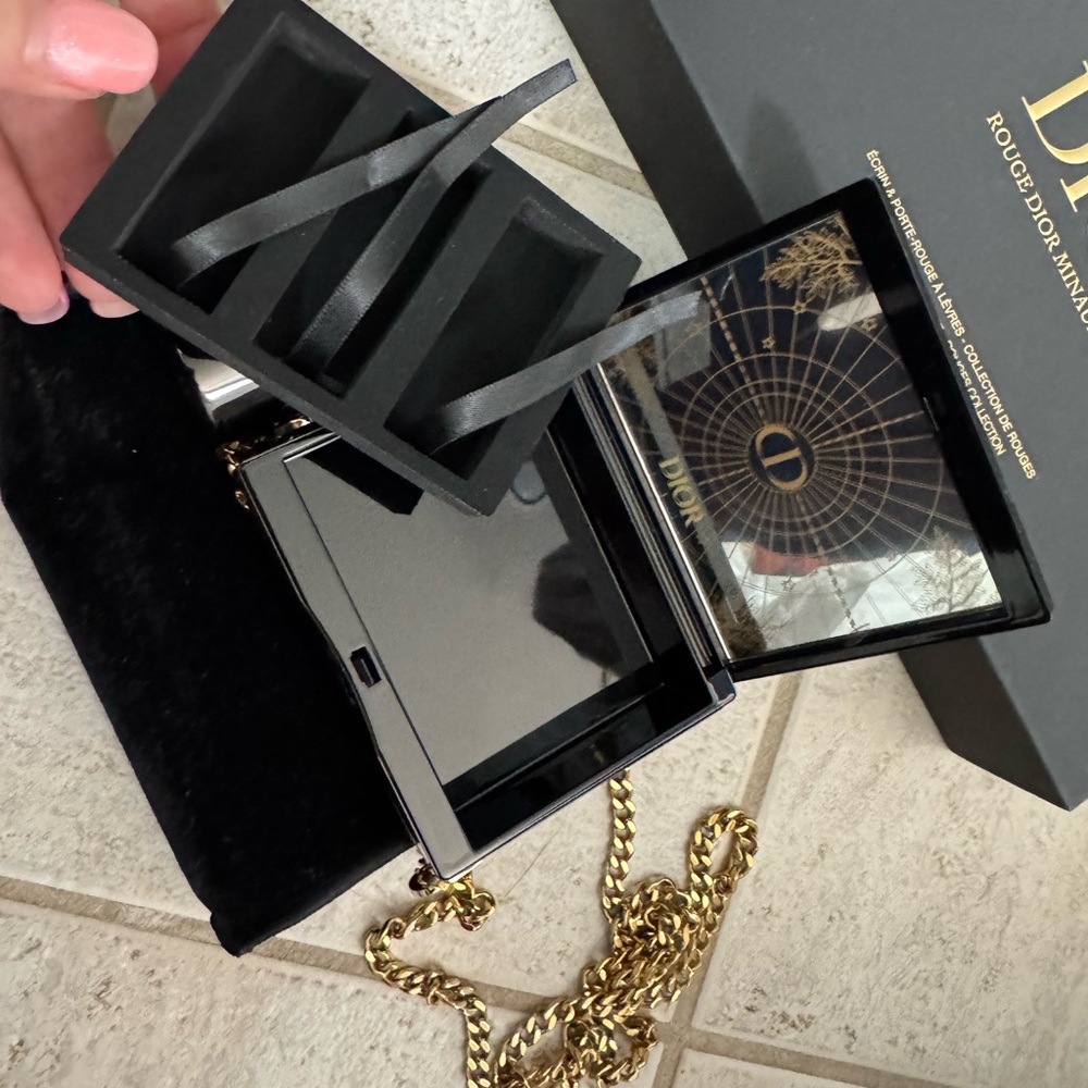 Dior Black and Gold Minaudière - Picture 5 of 10